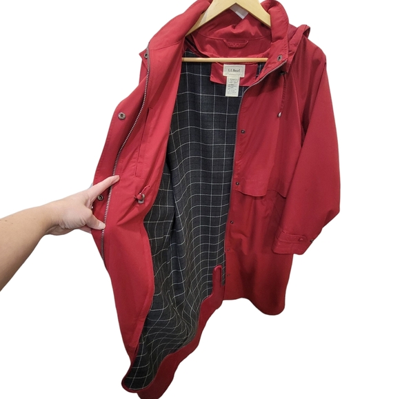Vintage L.L.Bean Red Rain Coat Long Trench Jacket Wool Liner Hooded Women’s XL P - Picture 4 of 17